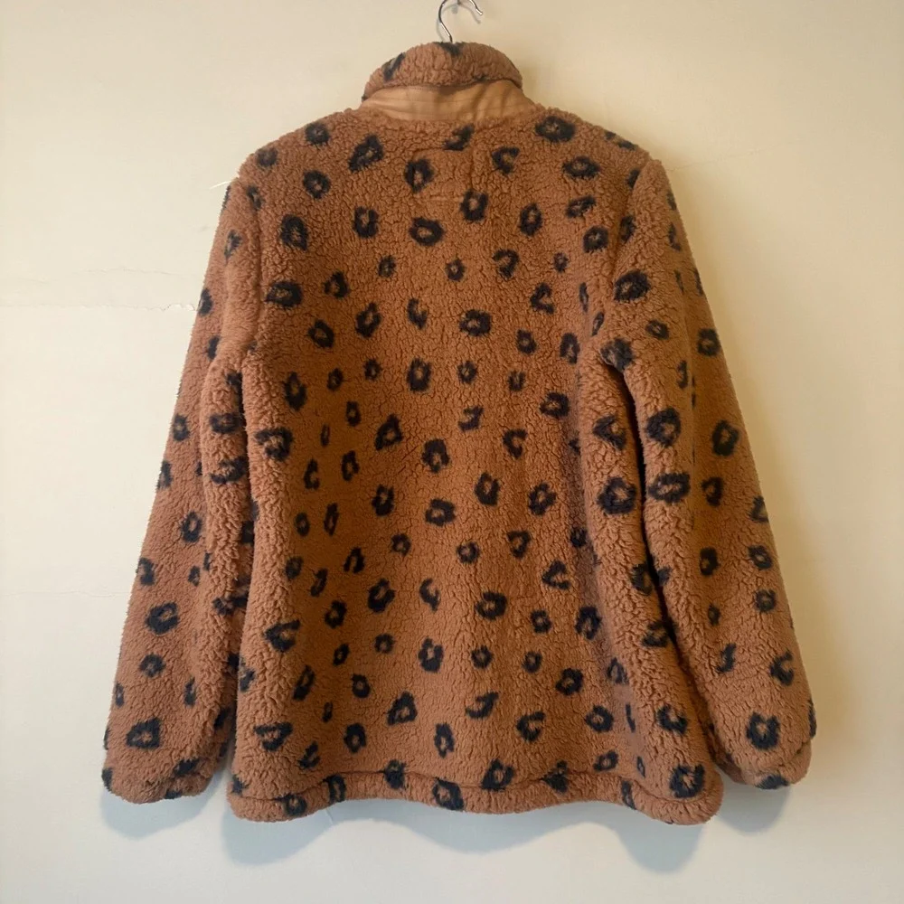 NWT Abercrombie & Fitch Leopard Print Sherpa Fleece‎ Zip Jacket Brown XL NEW - Picture 10 of 10
